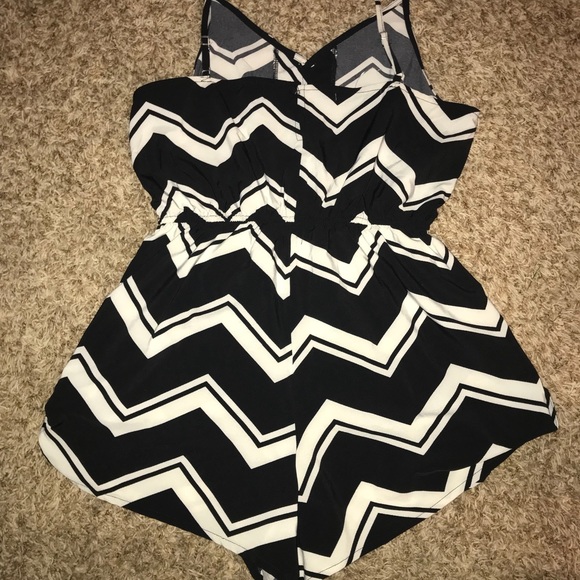 Romper - Picture 2 of 2